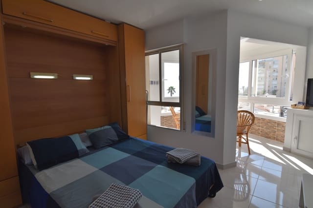 1 bedroom Beach Apartment for holiday rental in Torrox-Costa, Torrox with pool - € 400 (Ref: 9177513)