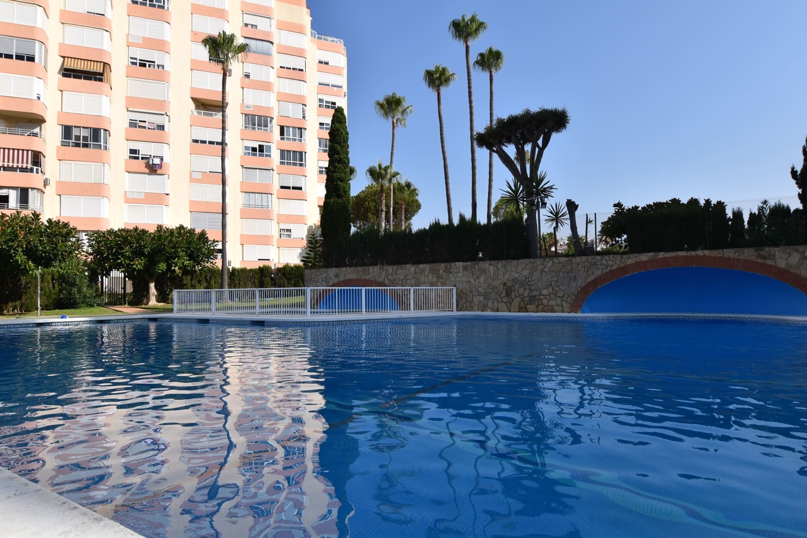 1 soverom Strandleiligheter til salgs i Torrox-Costa med svømmebasseng - € 400 (Ref: 9177513)