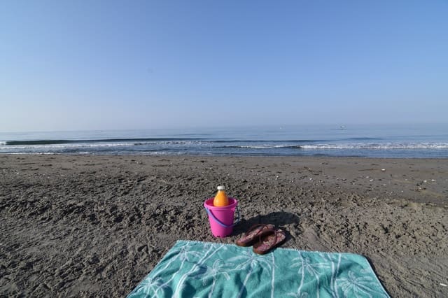 1 bedroom Beach Apartment for holiday rental in Torrox-Costa, Torrox with pool - € 400 (Ref: 9177513)