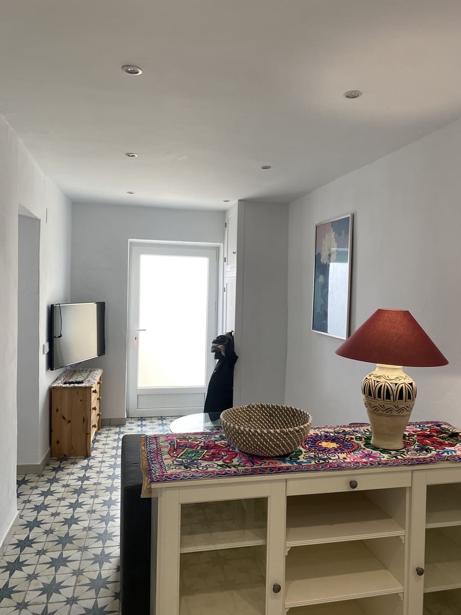 1 slaapkamer Huis te huur in Competa - € 700 (Ref: 9524576)