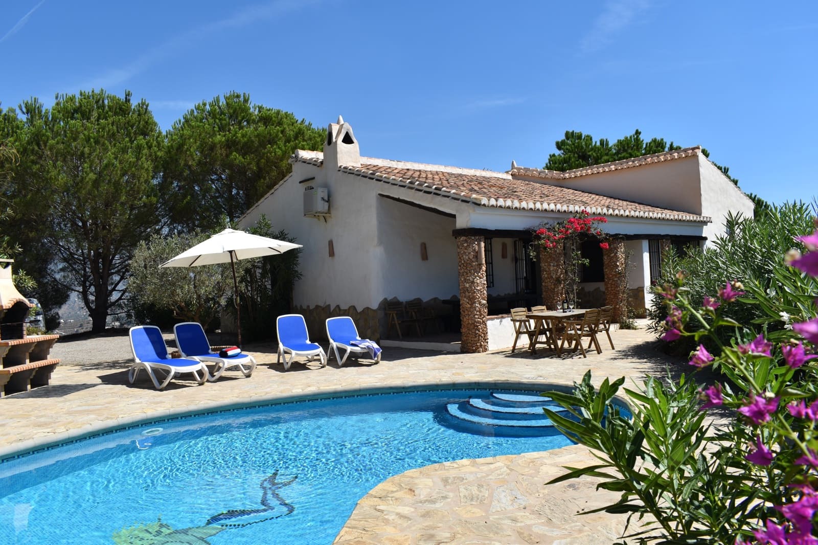 3 quarto Quinta/Casa Rural para arrendar em Competa com piscina - 1 400 € (Ref: 9542422)