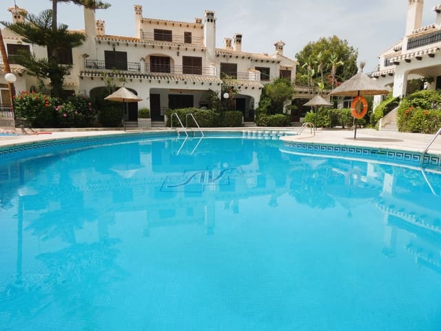 3 chambre Villa/Maison Mitoyenne à vendre à Cabo Roig, Orihuela avec piscine garage - 320 000 € (Ref: 10039236)