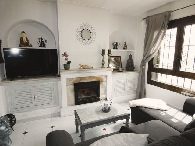 3 chambre Villa/Maison Mitoyenne à vendre à Cabo Roig, Orihuela avec piscine garage - 320 000 € (Ref: 10039236)