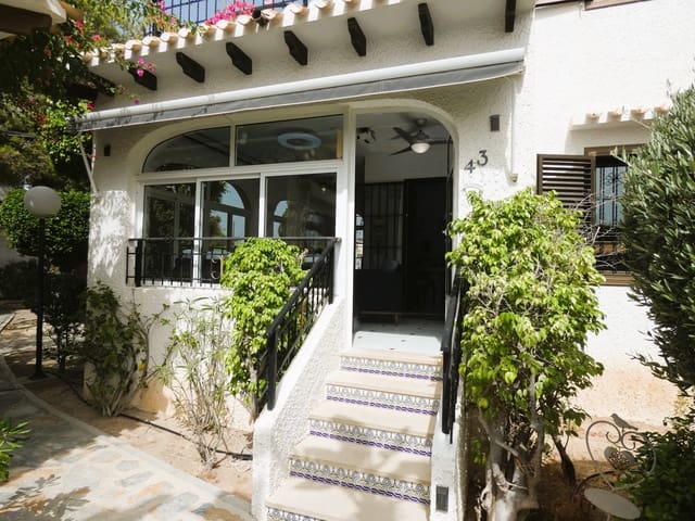 3 chambre Villa/Maison Mitoyenne à vendre à Cabo Roig, Orihuela avec piscine garage - 320 000 € (Ref: 10039236)