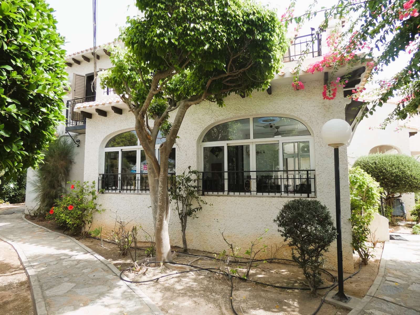 3 chambre Villa/Maison Mitoyenne à vendre à Cabo Roig avec piscine garage - 320 000 € (Ref: 10039236)