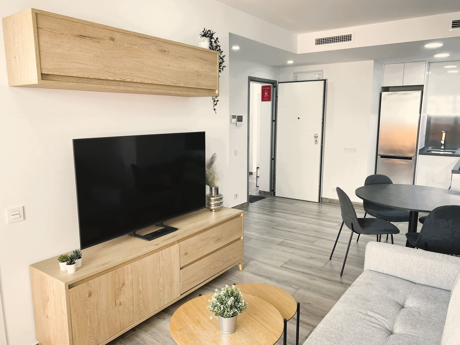 1 soveværelse Lejlighed til salg i Torrevieja med swimmingpool - € 209.000 (Ref: 10057602)