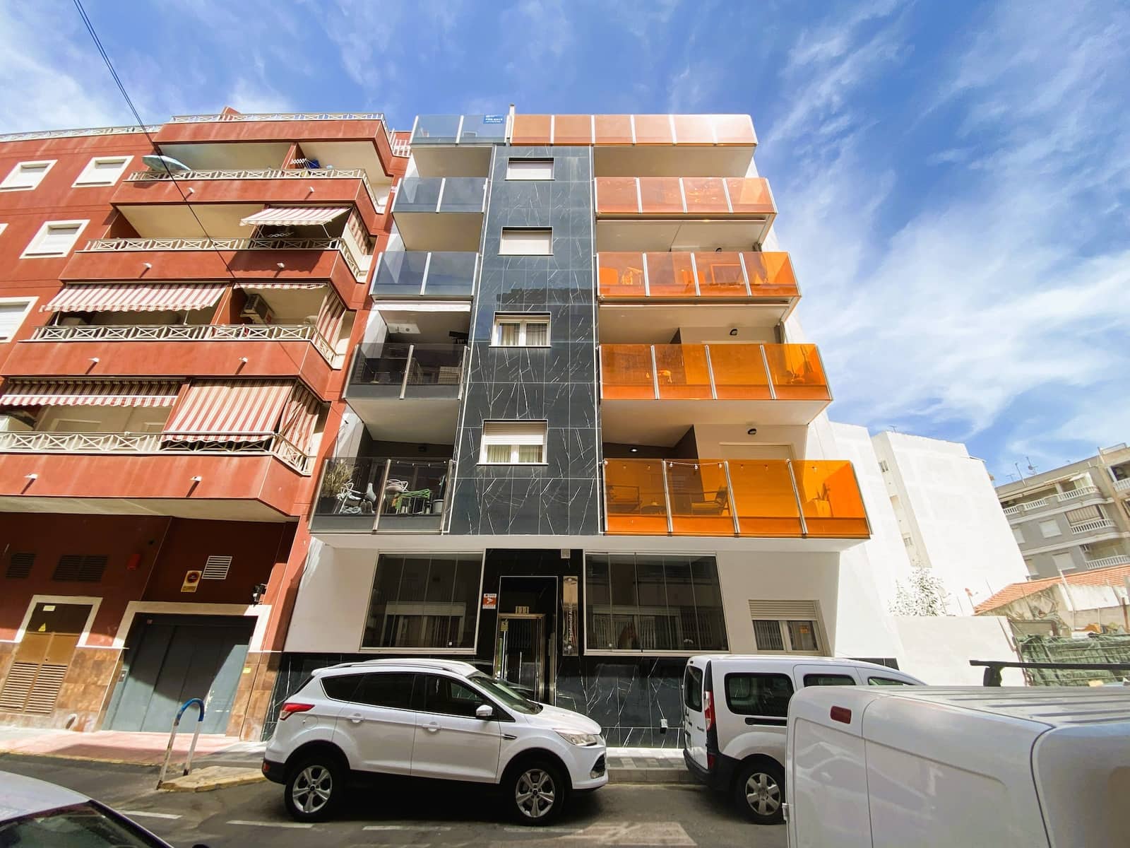 1 soveværelse Lejlighed til salg i Torrevieja med swimmingpool - € 209.000 (Ref: 10057602)