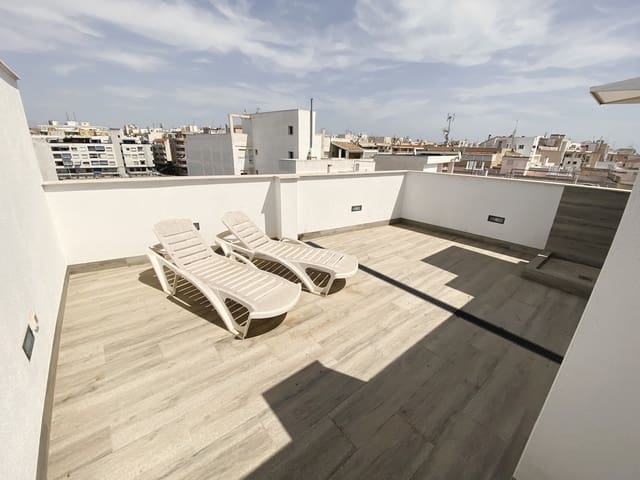 1 soveværelse Rækkehus til salg i Las Piscinas Naturales, Torrevieja med swimmingpool - € 209.000 (Ref: 10057602)