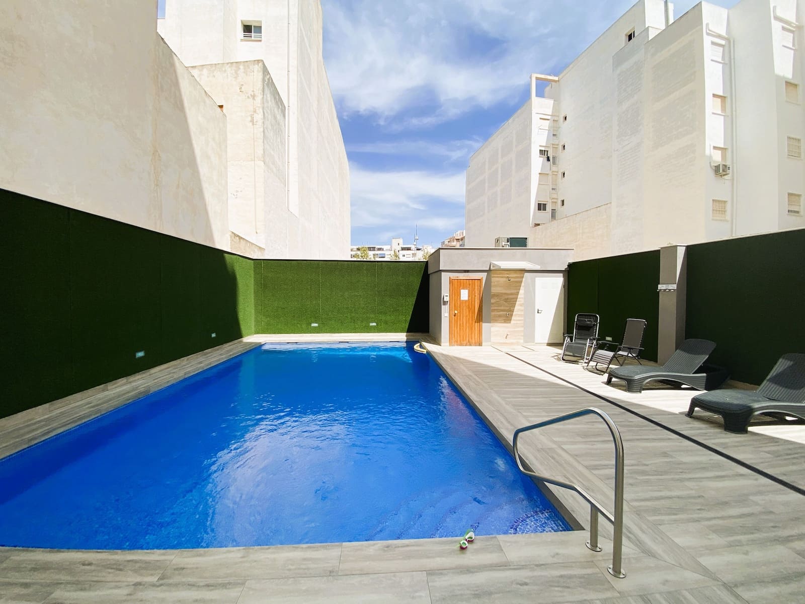 2 sovrum Lägenhet till salu i Torrevieja med pool - 419 000 € (Ref: 10085025)