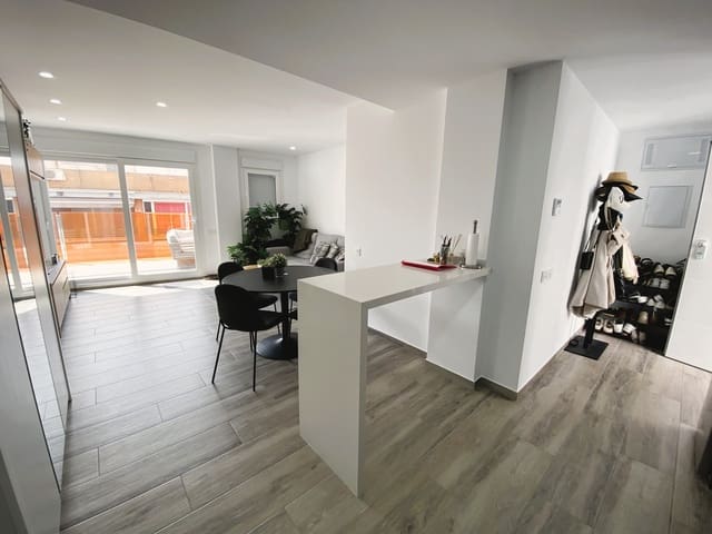 2 Zimmer Apartment zu verkaufen in Las Piscinas Naturales, Torrevieja mit Pool - 419.000 € (Ref: 10085025)