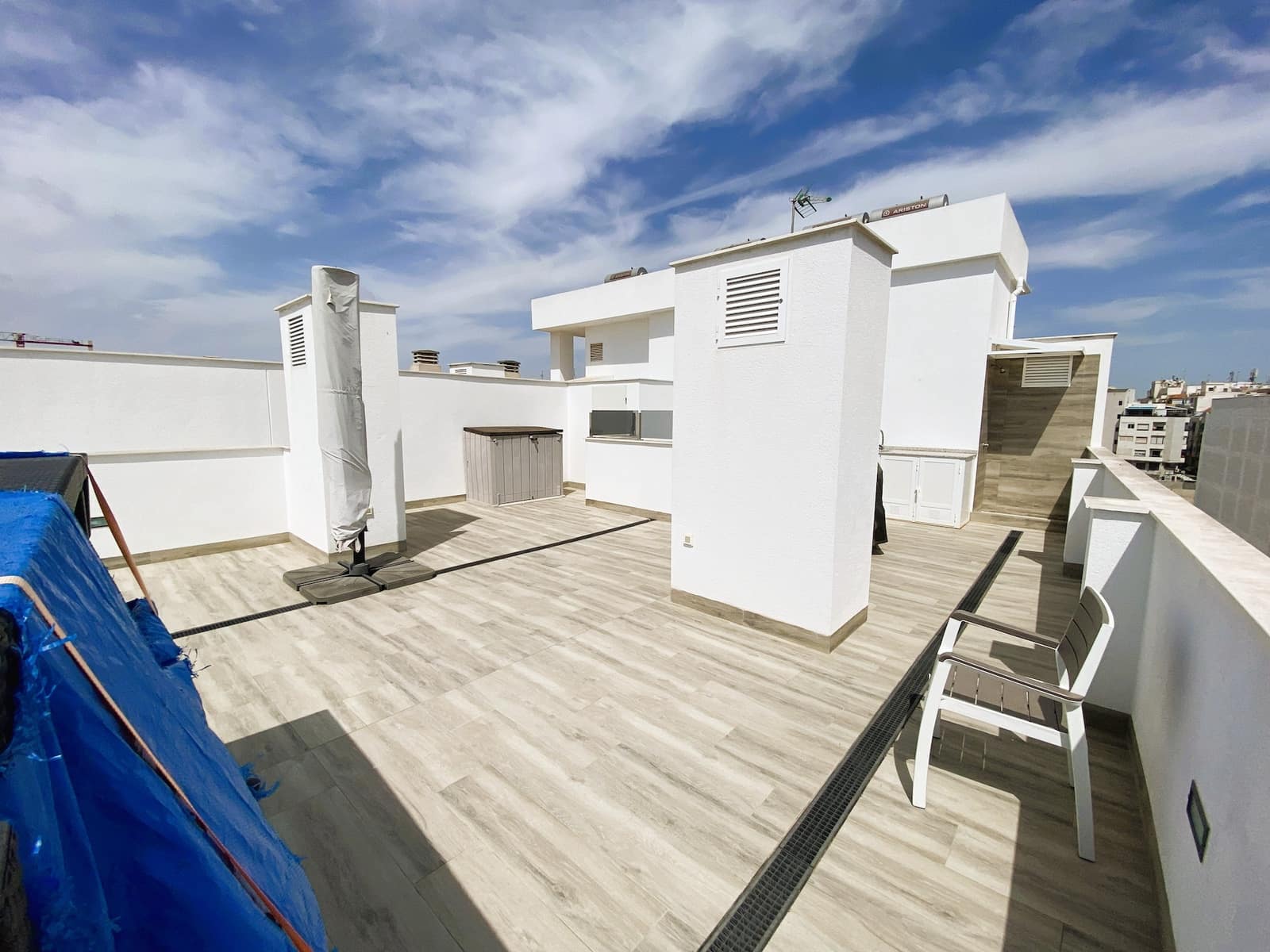 2 sovrum Lägenhet till salu i Torrevieja med pool - 419 000 € (Ref: 10085025)