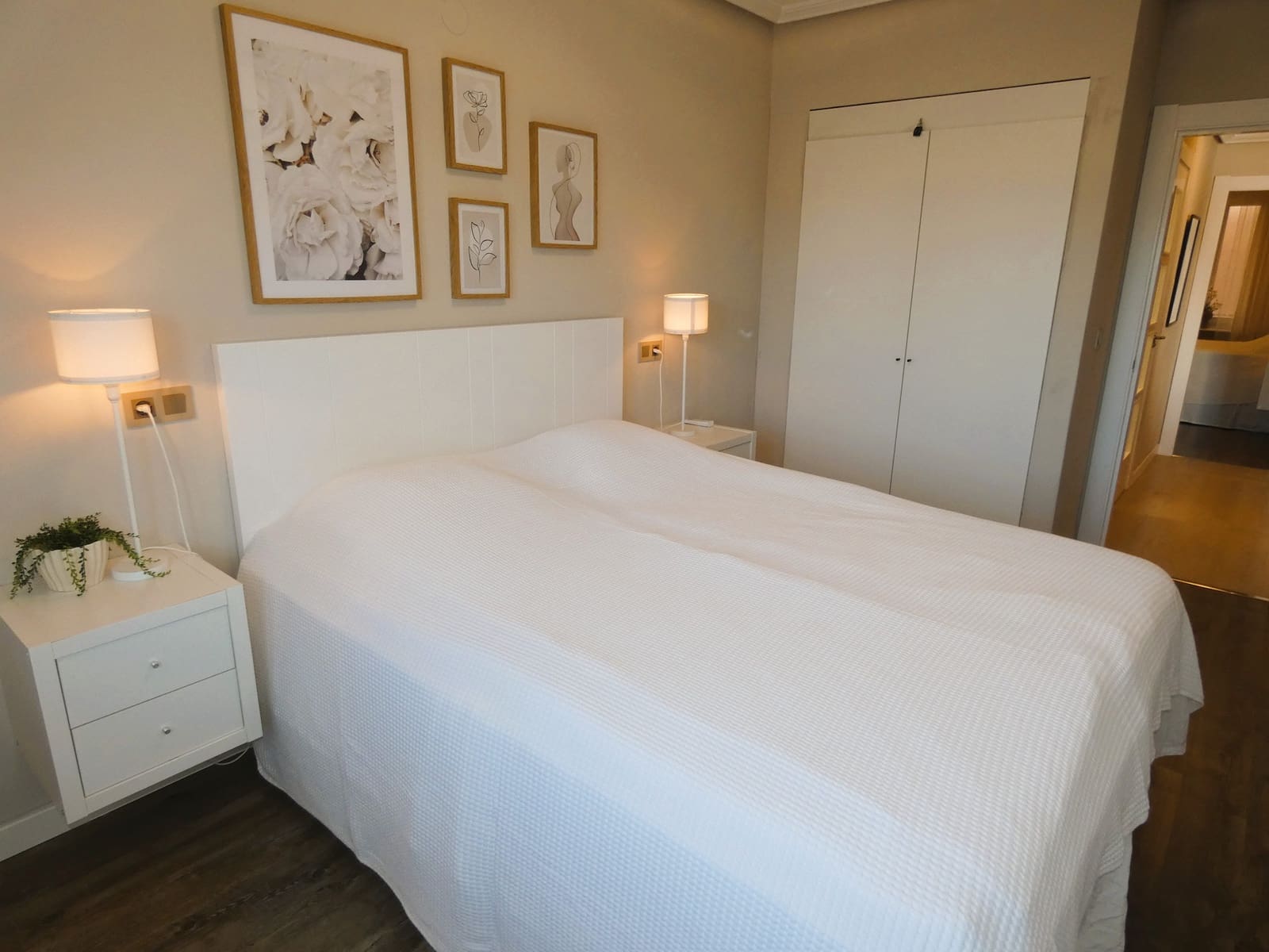 2 makuuhuone Huoneisto myytävänä paikassa Torrevieja mukana uima-altaan - 199 000 € (Ref: 10088669)