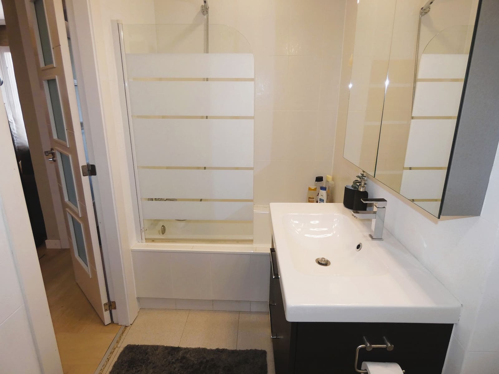 2 makuuhuone Huoneisto myytävänä paikassa Torrevieja mukana uima-altaan - 199 000 € (Ref: 10088669)