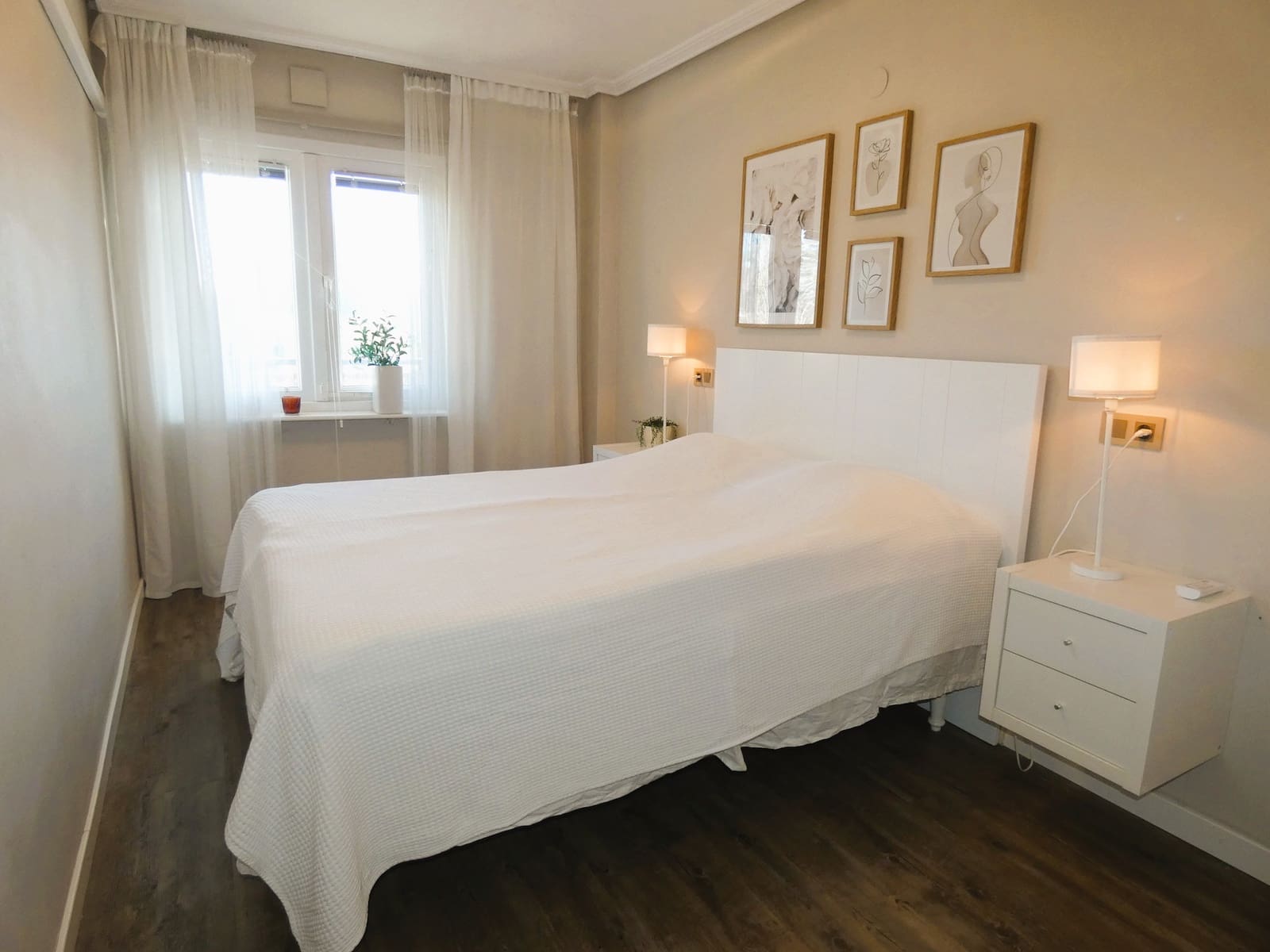 2 makuuhuone Huoneisto myytävänä paikassa Torrevieja mukana uima-altaan - 199 000 € (Ref: 10088669)