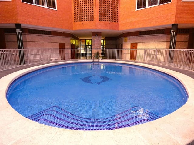 2 soveværelse Lejlighed til salg i Playa del Acequión, Torrevieja med swimmingpool - € 199.000 (Ref: 10088669)