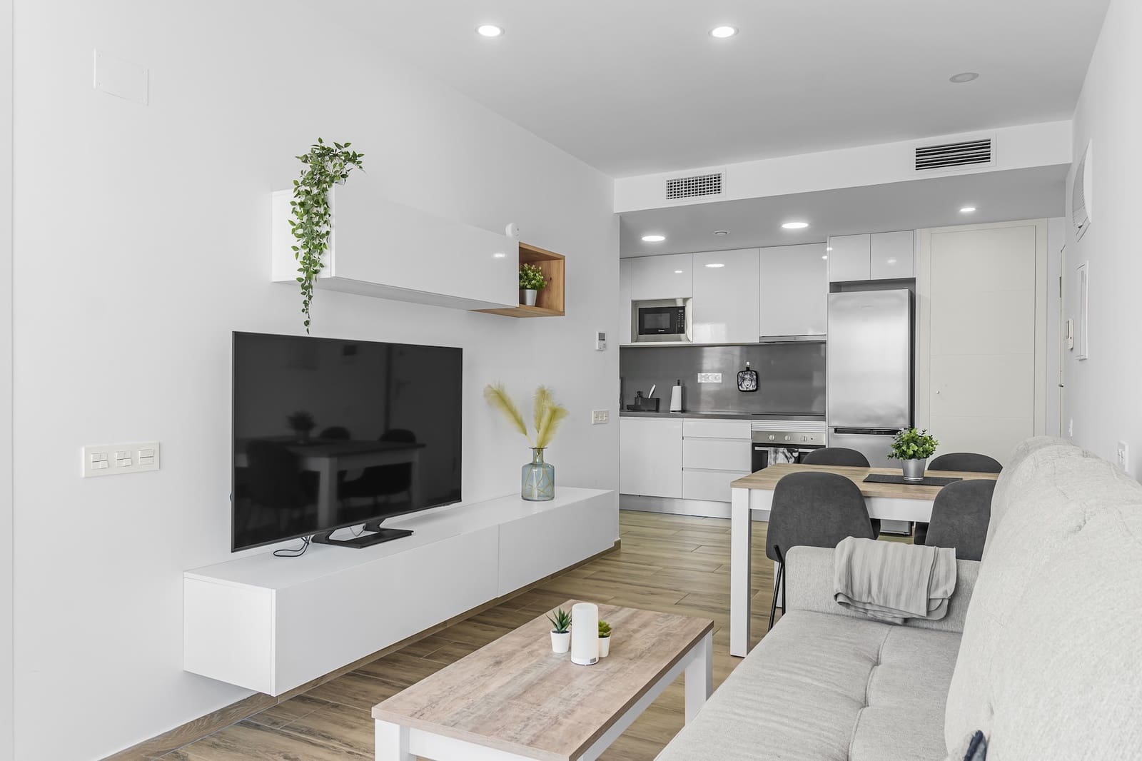 1 sovrum Radhus till salu i Torrevieja med pool - 209 000 € (Ref: 10095021)