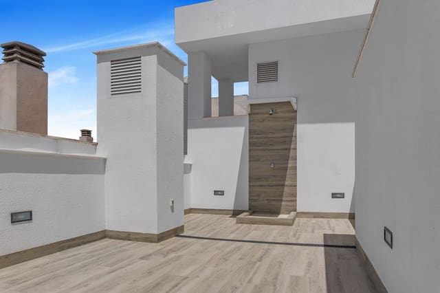 1 sypialnia Dom szeregowy na sprzedaż w Las Piscinas Naturales, Torrevieja z basenem - 209 000 € (Ref: 10095021)