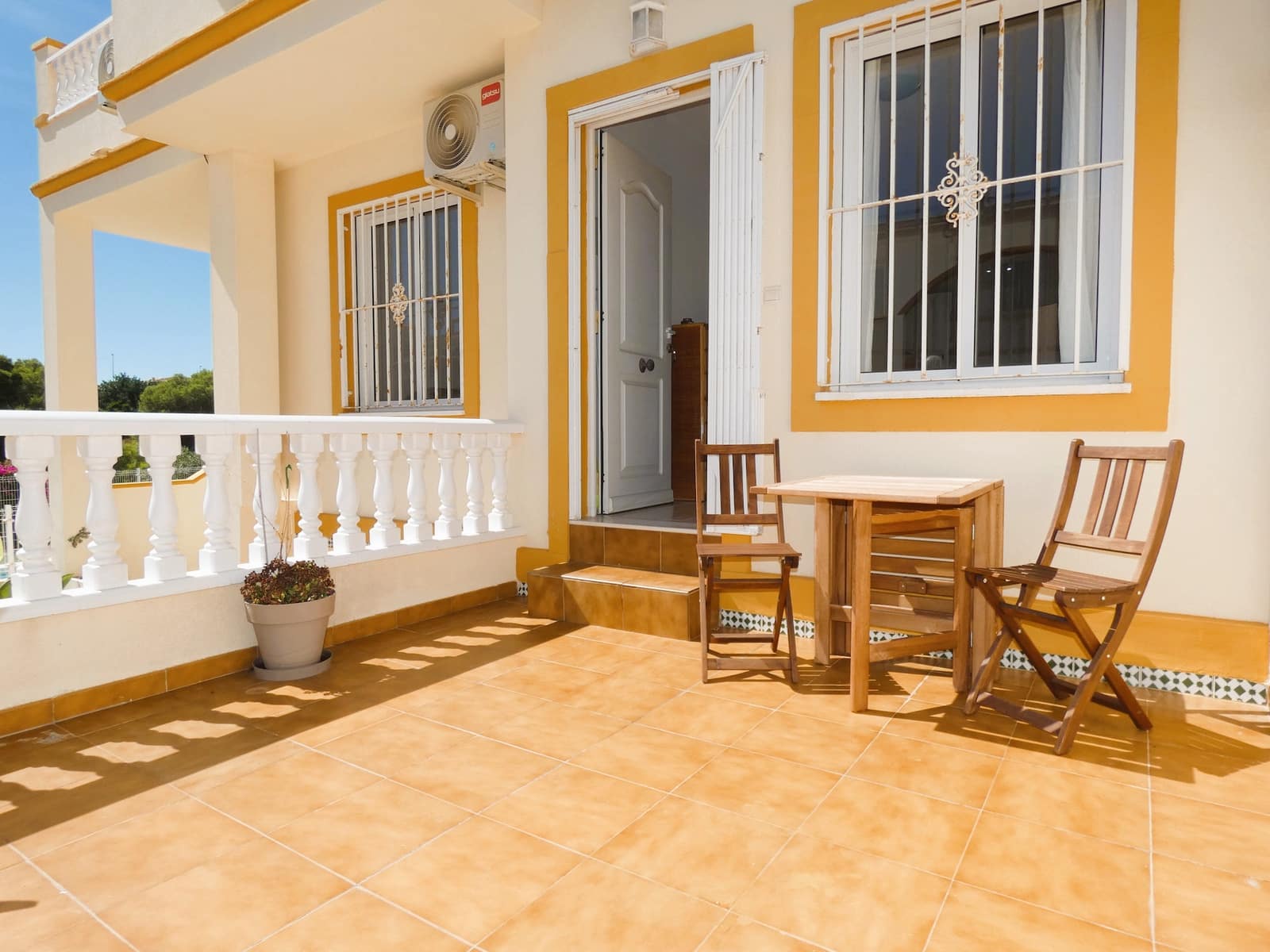 2 chambre Bungalow à vendre à Playa Flamenca avec piscine garage - 169 000 € (Ref: 10098804)