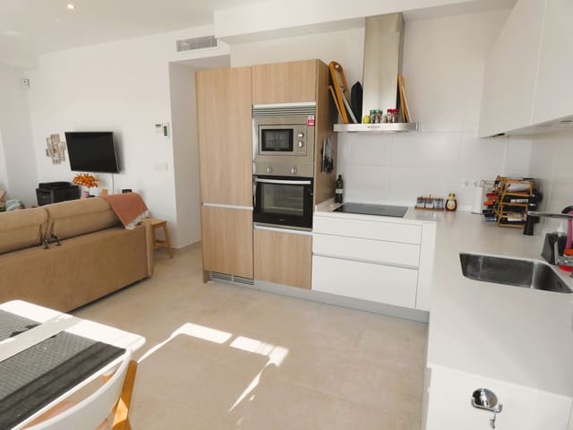 2 soveværelse Bungalow til salg i Pilar de la Horadada ciudad, Pilar de la Horadada med swimmingpool garage - € 285.000 (Ref: 10101112)