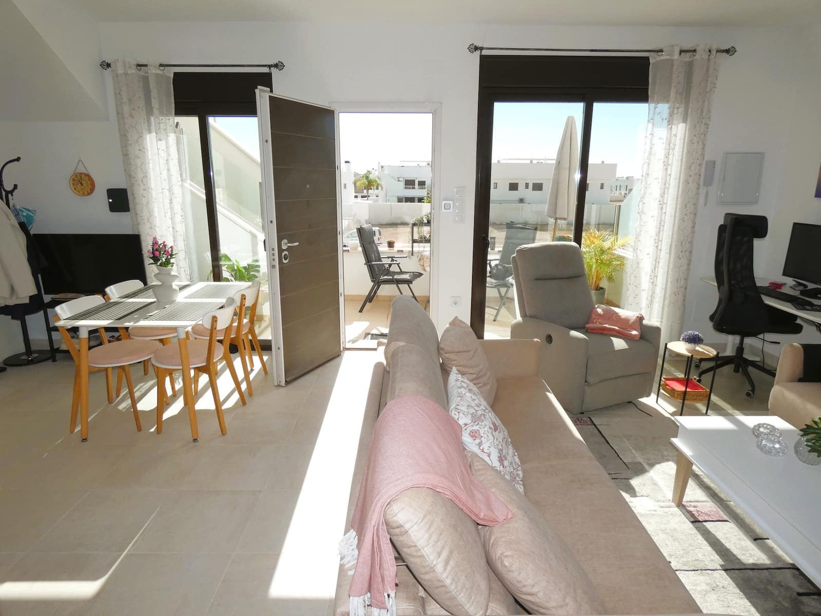 2 soveværelse Bungalow til salg i Pilar de la Horadada med swimmingpool garage - € 285.000 (Ref: 10101112)