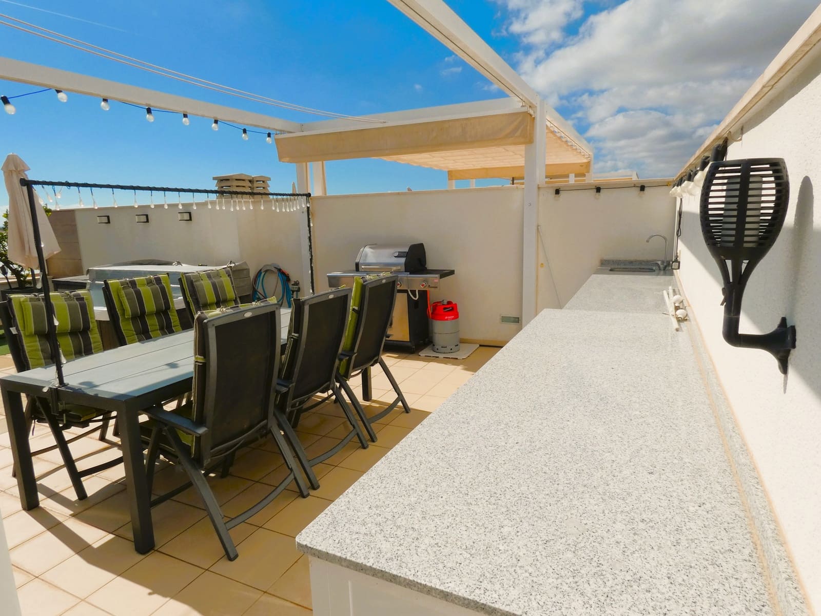 2 soveværelse Bungalow til salg i Pilar de la Horadada med swimmingpool garage - € 285.000 (Ref: 10101112)