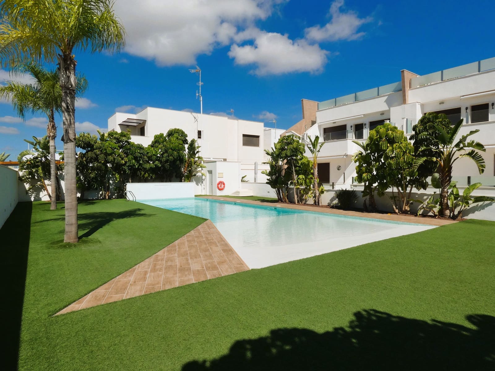 2 soveværelse Bungalow til salg i Pilar de la Horadada med swimmingpool garage - € 285.000 (Ref: 10101112)