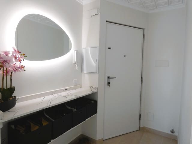 2 soveværelse Lejlighed til salg i Playa del Acequión, Torrevieja med swimmingpool - € 339.000 (Ref: 10145042)