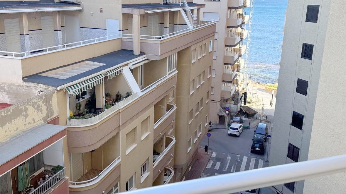 2 quarto Apartamento para venda em Torrevieja com piscina - 499 000 € (Ref: 10160263)