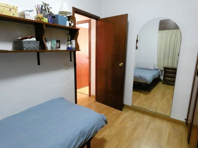 3 bedroom Apartment for sale in Centro - Muelle Pesquero, Torrevieja - € 295,000 (Ref: 8110154)