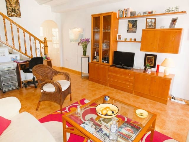 2 soverom Hus til salgs i El Chaparral - La Siesta - La Torreta, Torrevieja med svømmebasseng garasje - € 179 000 (Ref: 8940984)