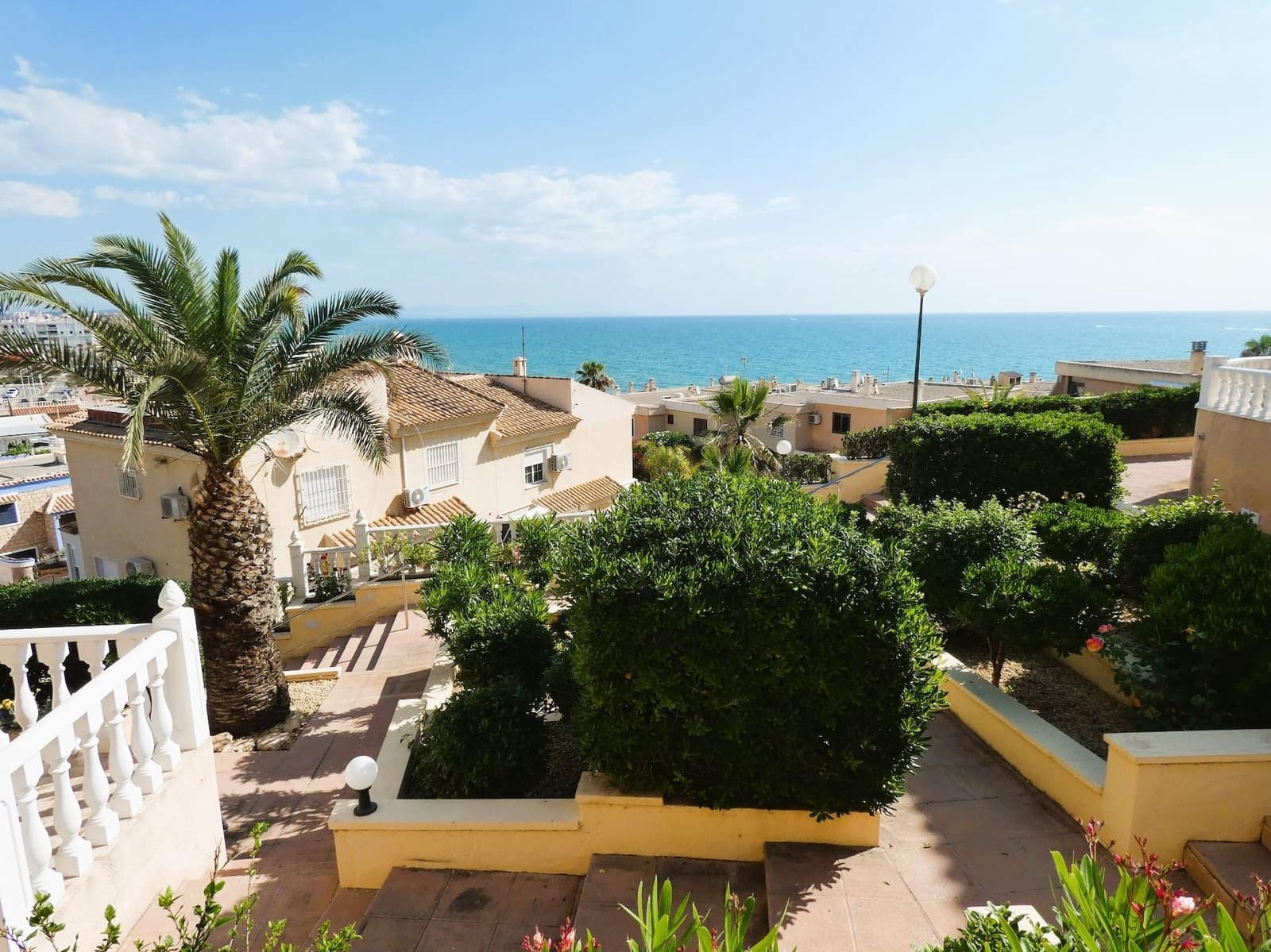 2 sovrum Lägenhet till salu i La Mata med pool - 270 000 € (Ref: 9030805)