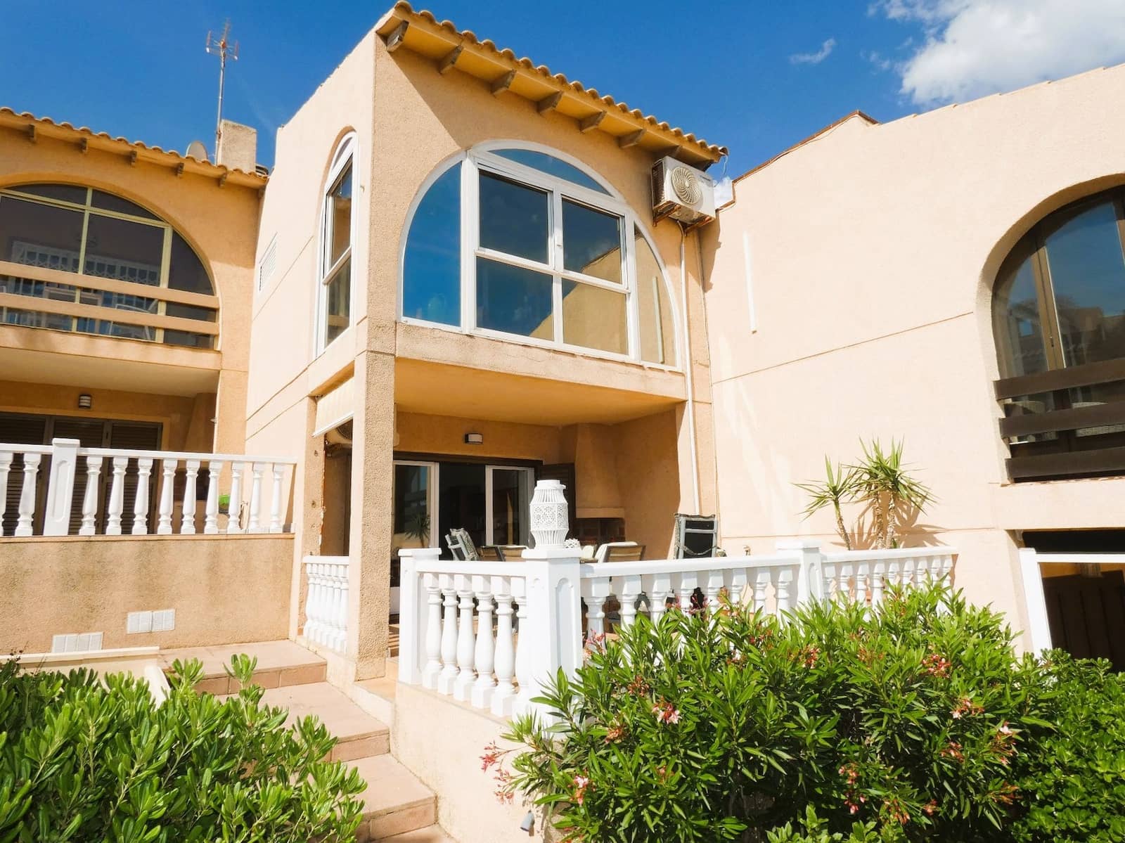 2 sovrum Lägenhet till salu i La Mata med pool - 270 000 € (Ref: 9030805)