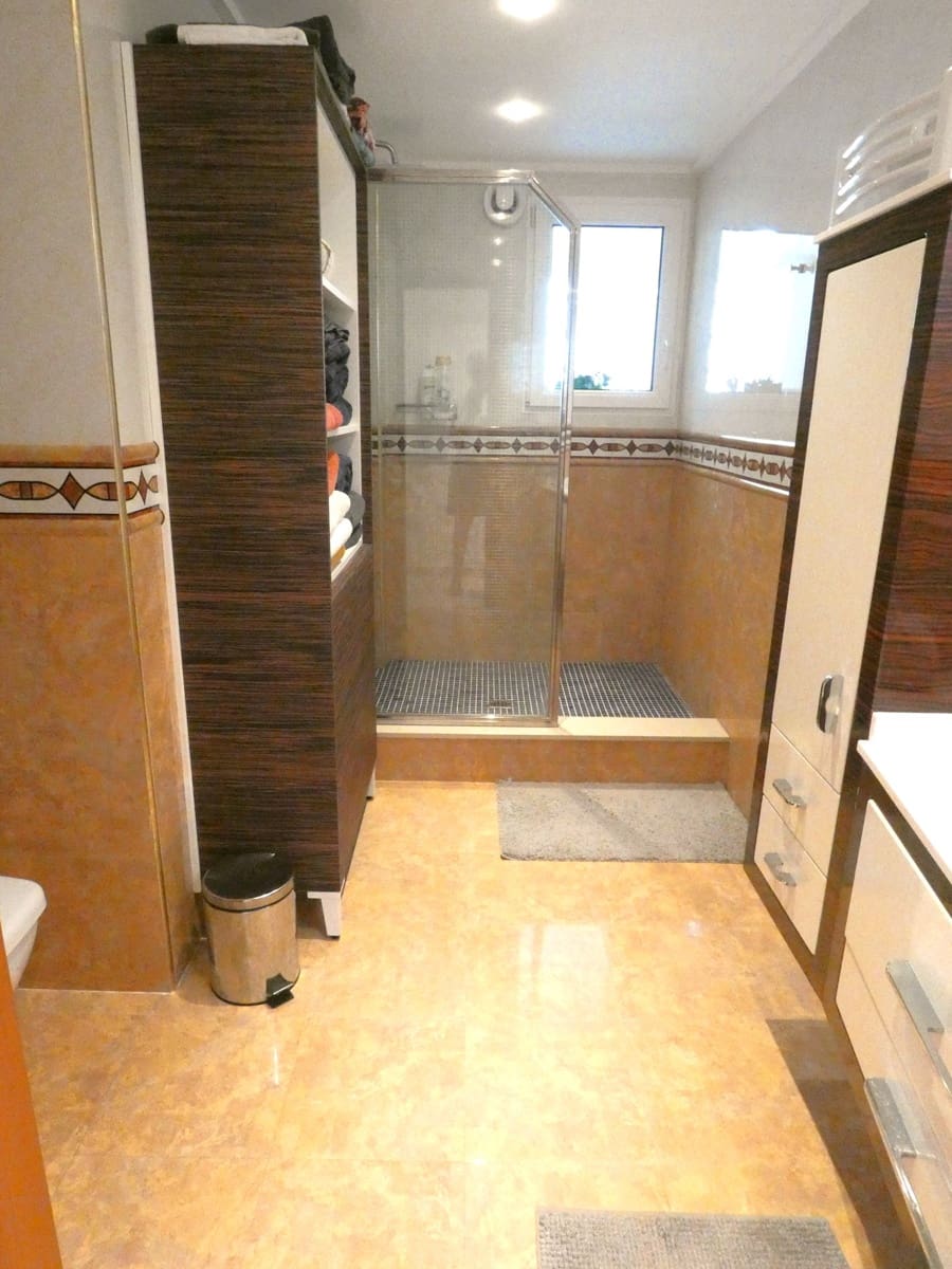 3 sovrum Lägenhet till salu i Torrevieja med garage - 520 000 € (Ref: 9256226)