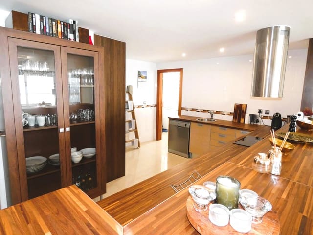 3 soverom Leilighet til salgs i Playa del Cura, Torrevieja med garasje - € 520 000 (Ref: 9256226)