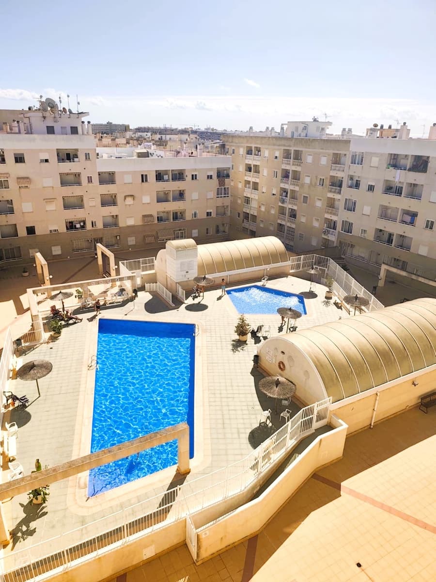 2 quarto Apartamento para venda em Torrevieja com piscina garagem - 139 000 € (Ref: 9272852)