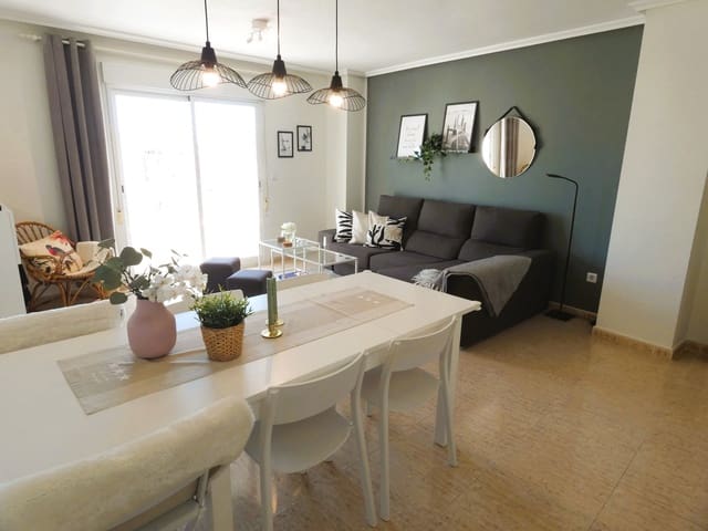 3 slaapkamer Appartement te koop in Puerto Deportivo, Torrevieja - € 199.000 (Ref: 9273085)