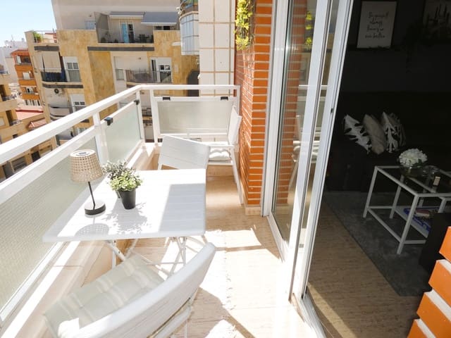 3 slaapkamer Appartement te koop in Puerto Deportivo, Torrevieja - € 199.000 (Ref: 9273085)