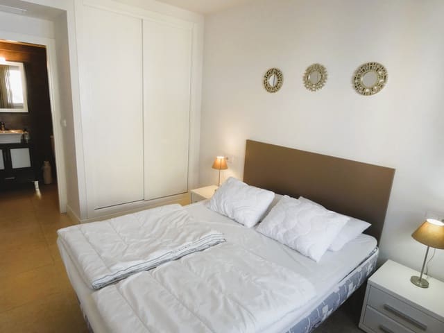 4 soveværelse Lejlighed til salg i Cabo Roig, Orihuela med swimmingpool - € 330.000 (Ref: 9329763)