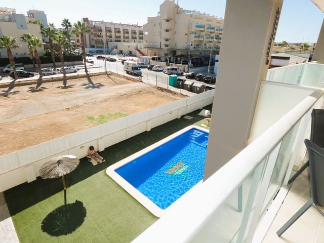 Apartamento de 4 habitaciones en Cabo Roig, Orihuela en venta con piscina garaje - 299.000 € (Ref: 9329763)