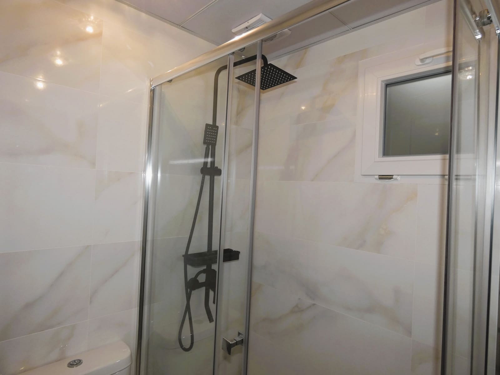 3 sovrum Lägenhet till salu i Torrevieja - 187 000 € (Ref: 9331304)