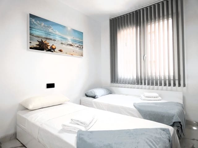 3 sovrum Lägenhet till salu i Playa del Acequión, Torrevieja - 187 000 € (Ref: 9331304)