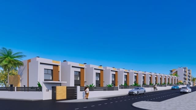 Chalet de 3 habitaciones en Aguas Nuevas, Torrevieja en venta con piscina garaje - 499.000 € (Ref: 9331873)