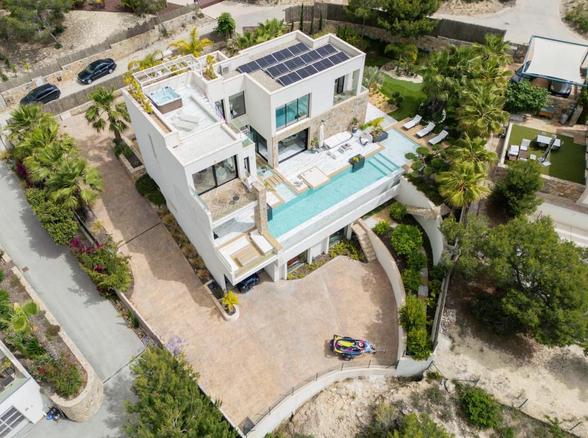 4 quarto Moradia para venda em Orihuela Costa com piscina garagem - 2 880 000 € (Ref: 9417735)