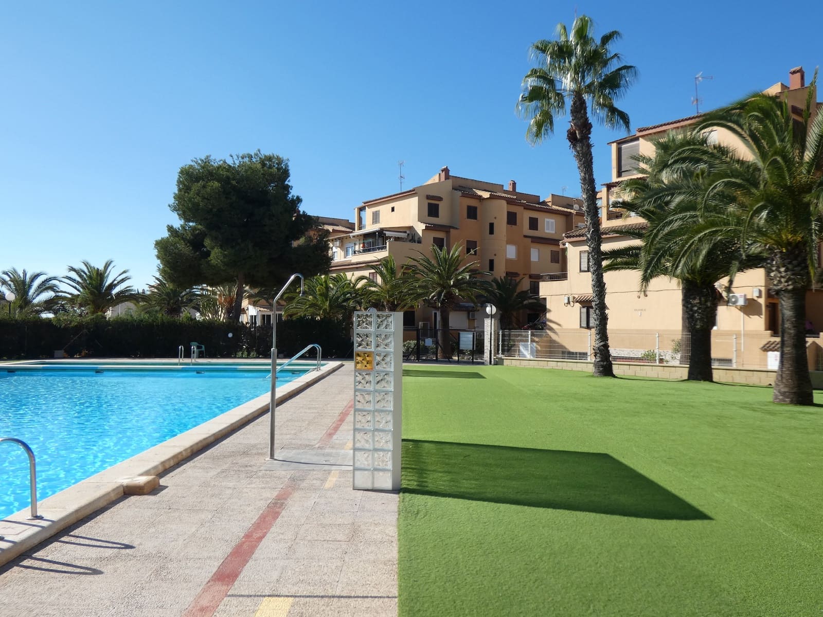 Apartamento de 3 habitaciones en La Mata en venta con piscina garaje - 179.000 € (Ref: 9438812)