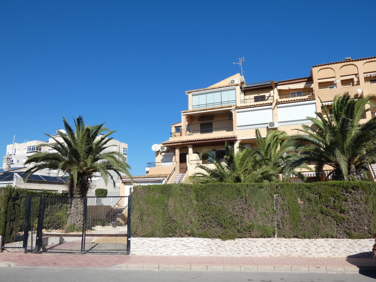 Apartamento de 3 habitaciones en La Mata en venta con piscina garaje - 179.000 € (Ref: 9438812)