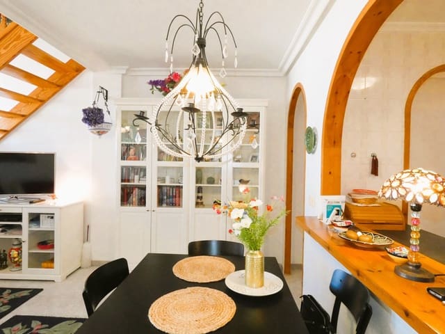 2 sovrum Lägenhet till salu i Avenida Habaneras - Curva de Palangre, Torrevieja med pool garage - 199 000 € (Ref: 9438813)