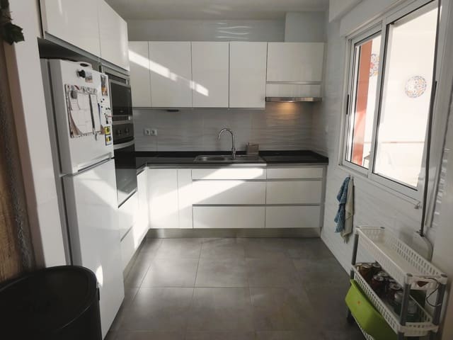4 camera da letto Casa in vendita in El Chaparral - La Siesta - La Torreta, Torrevieja con piscina garage - 229.900 € (Rif: 9467777)