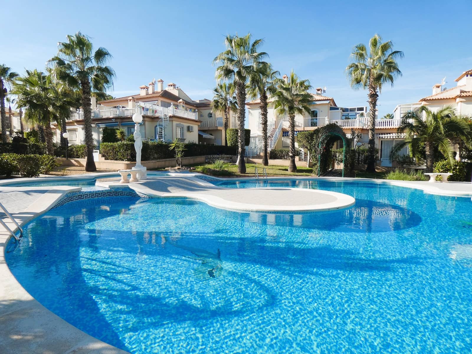 2 sovrum Bungalow till salu i Los Altos med pool - 249 000 € (Ref: 9521131)