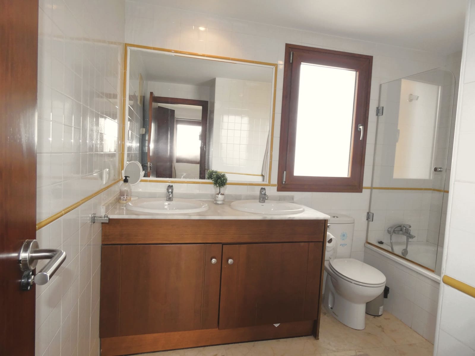 2 soverom Leilighet til salgs i Punta Prima med svømmebasseng garasje - € 375 000 (Ref: 9522853)