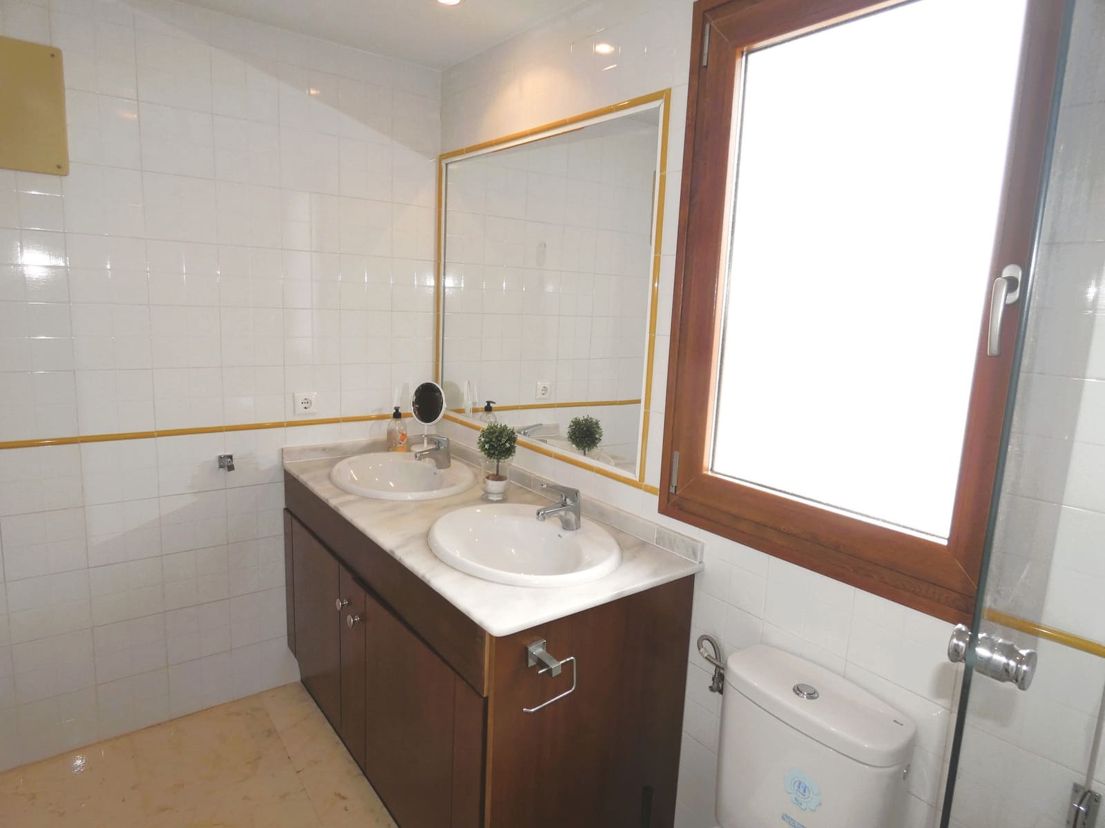 2 soverom Leilighet til salgs i Punta Prima med svømmebasseng garasje - € 375 000 (Ref: 9522853)